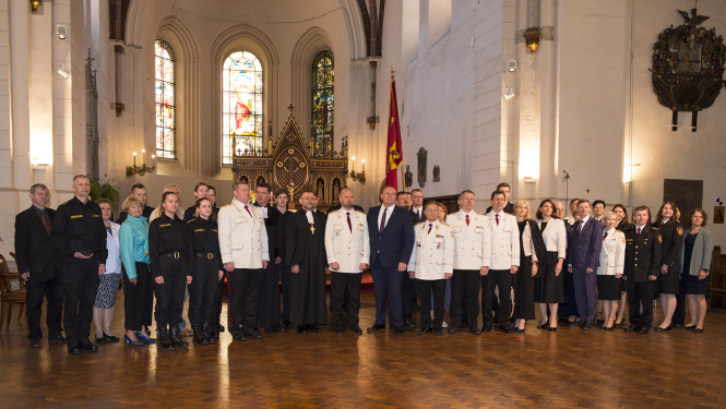 Dievkalpojuma dalībnieki Doma baznīcā