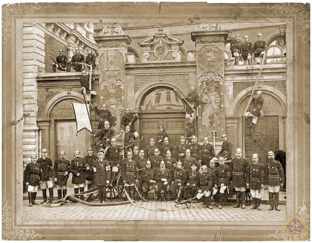 Rīgas brīvprātīgie ugunsdzēsēji neilgi pēc Rīgas BUB dibināšanas 1865.gads